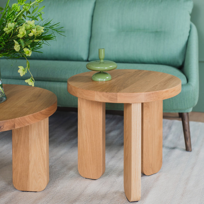 Round oak coffee tables SK2 in Scandinavian and modern interiors