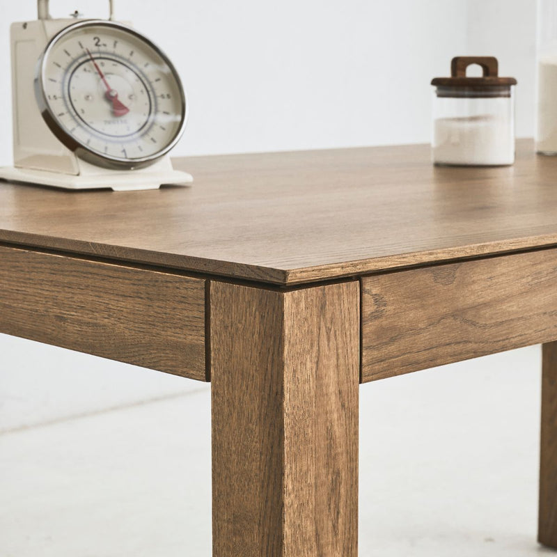 Modern BRAN dining table made entirely from durable solid oak wood