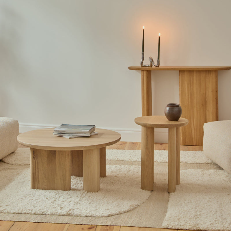 KAZA low round coffee table – elegant oak design