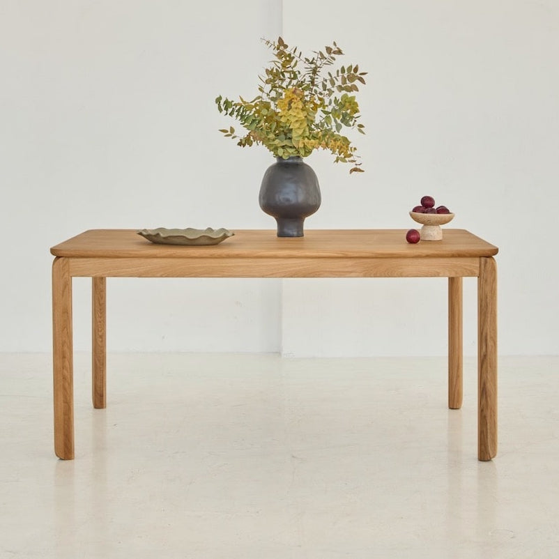 Elegant solid oak dining table BENO with extendable top