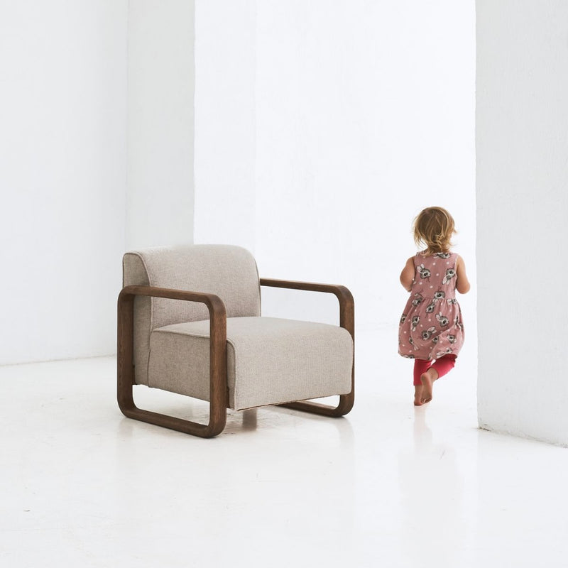 Solid oak REDYK armchair with smooth natural wood grain