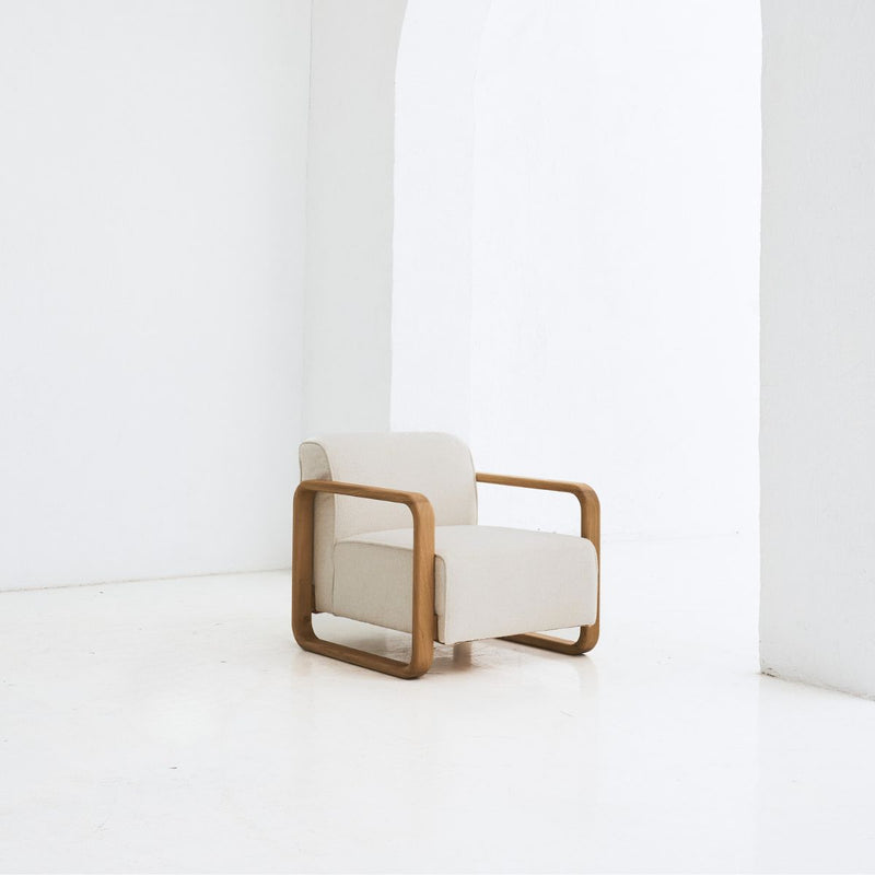 Solid oak REDYK armchair with artisan craftsmanship