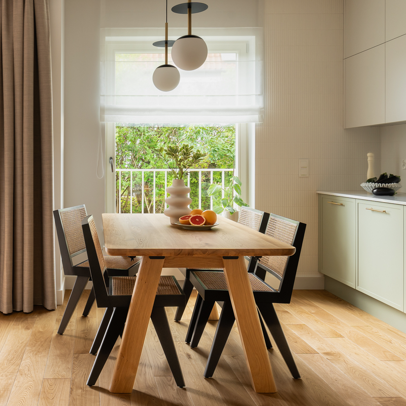 Fully wooden dining table ST 17 made from premium solid oak