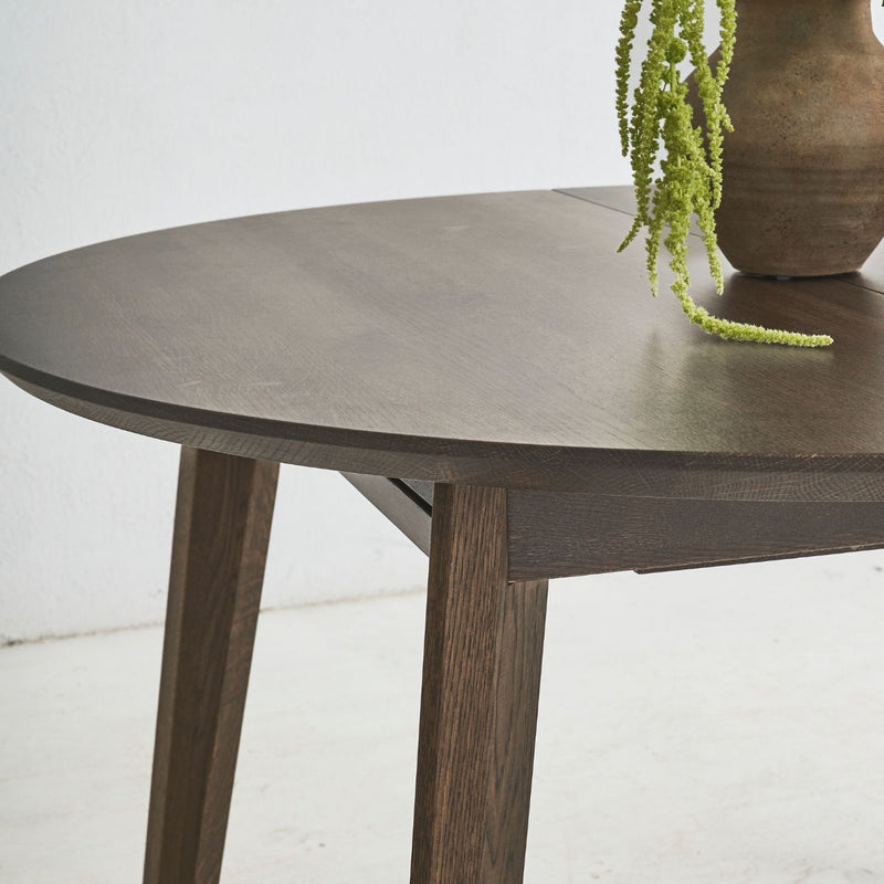 Functional handcrafted round table made of durable solid oak – OLMA