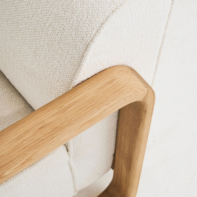 REDYK oak armchair with handcrafted wooden frame